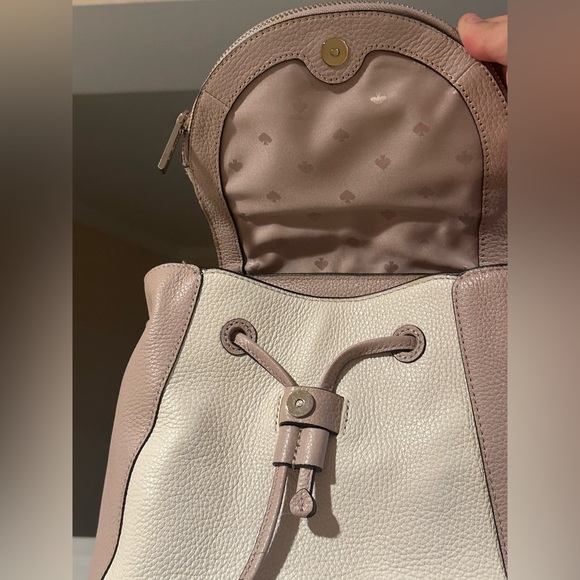 EUC Kate Spade Leila Colorblock Drawstring Medium Flap Leather Backpack Beige - Picture 3 of 5